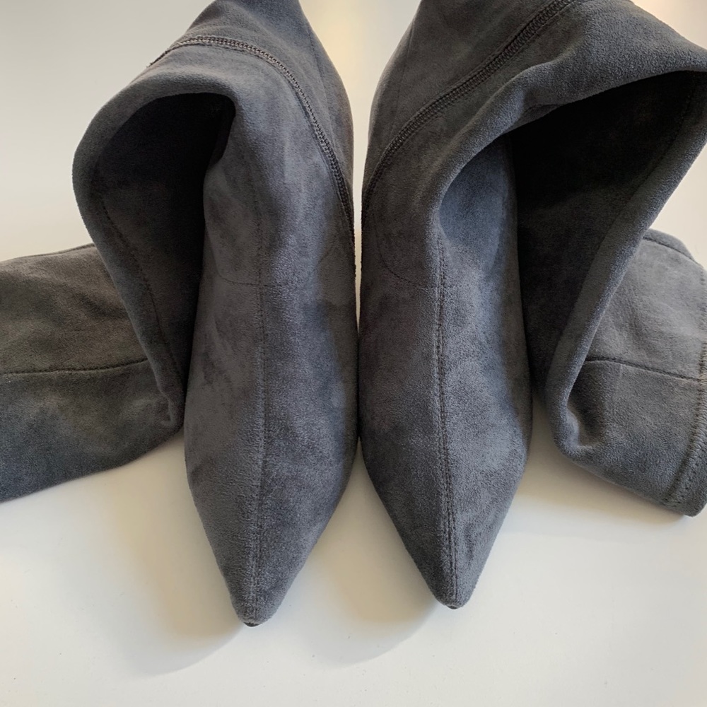 Grey suede pointed toe boots
